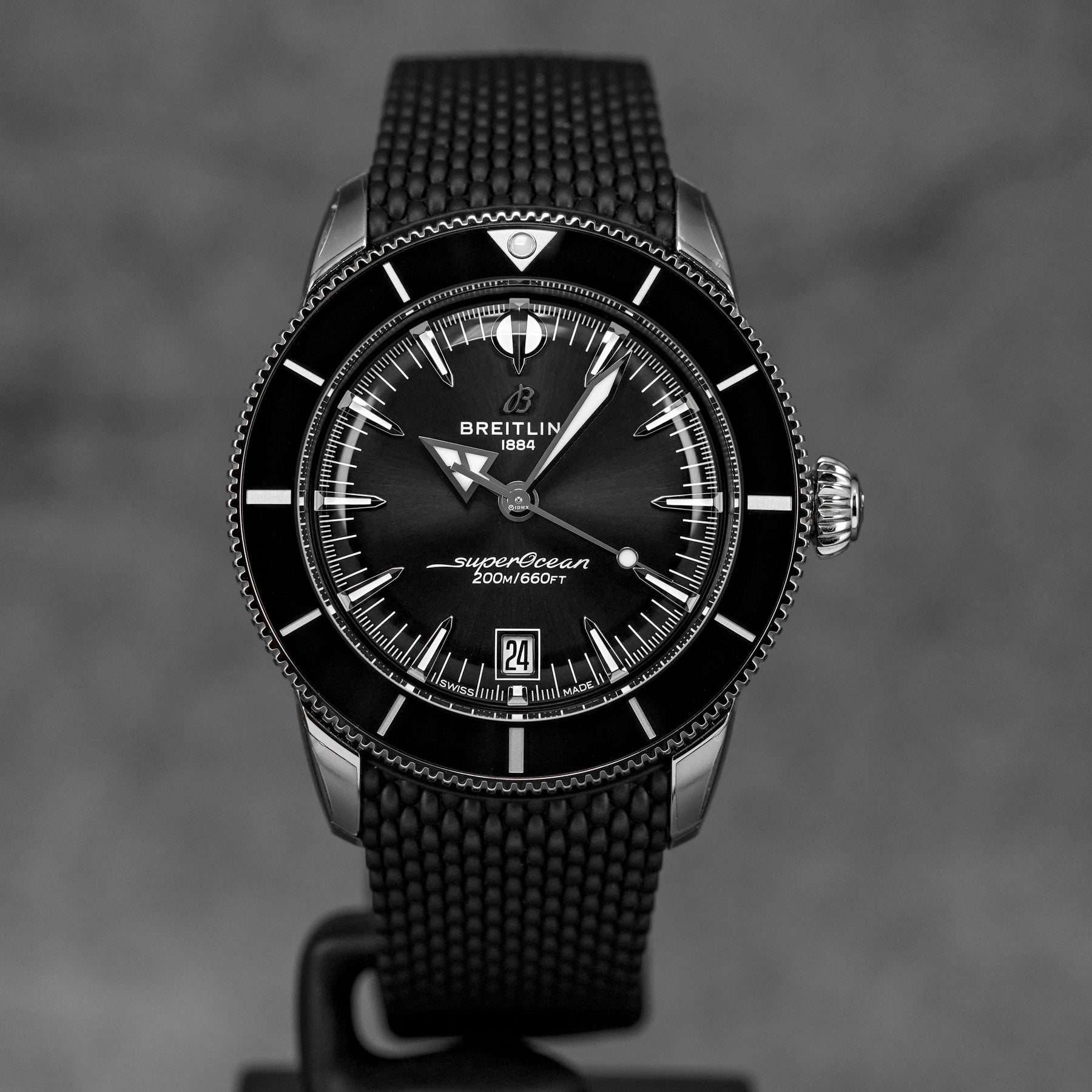 harga breitling superocean b31 black