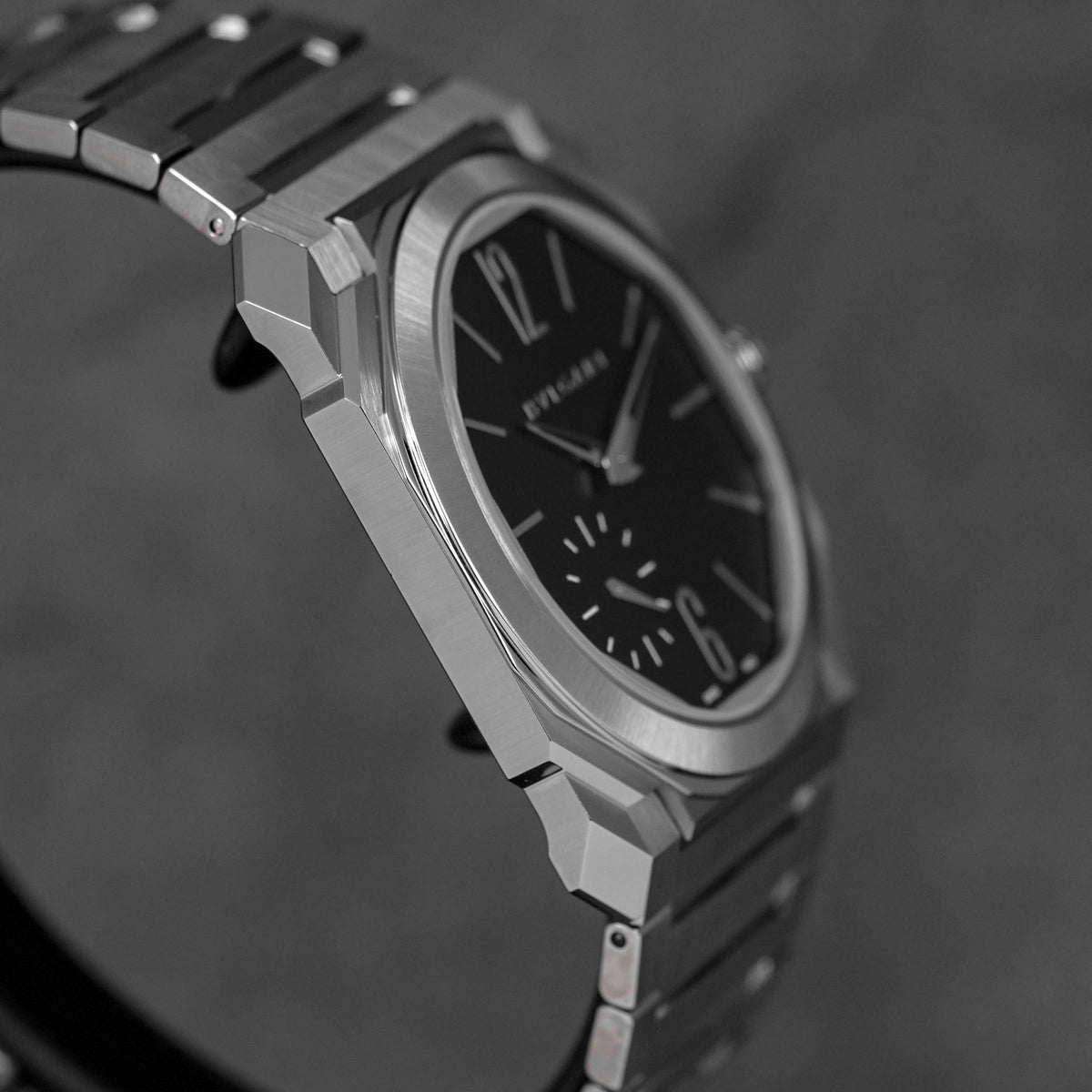 OCTO FINISSIMO BLACK DIAL (2024)