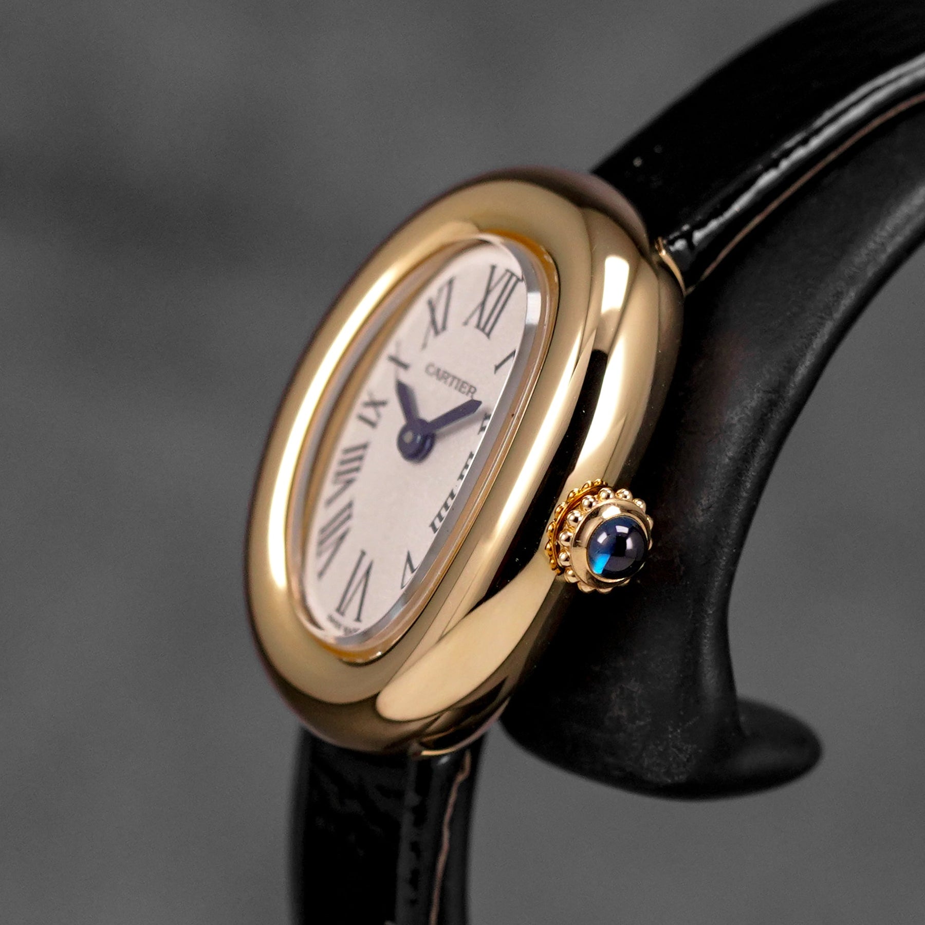 BAIGNOIRE MINI YELLOWGOLD SILVER DIAL LEATHER STRAP (2026)