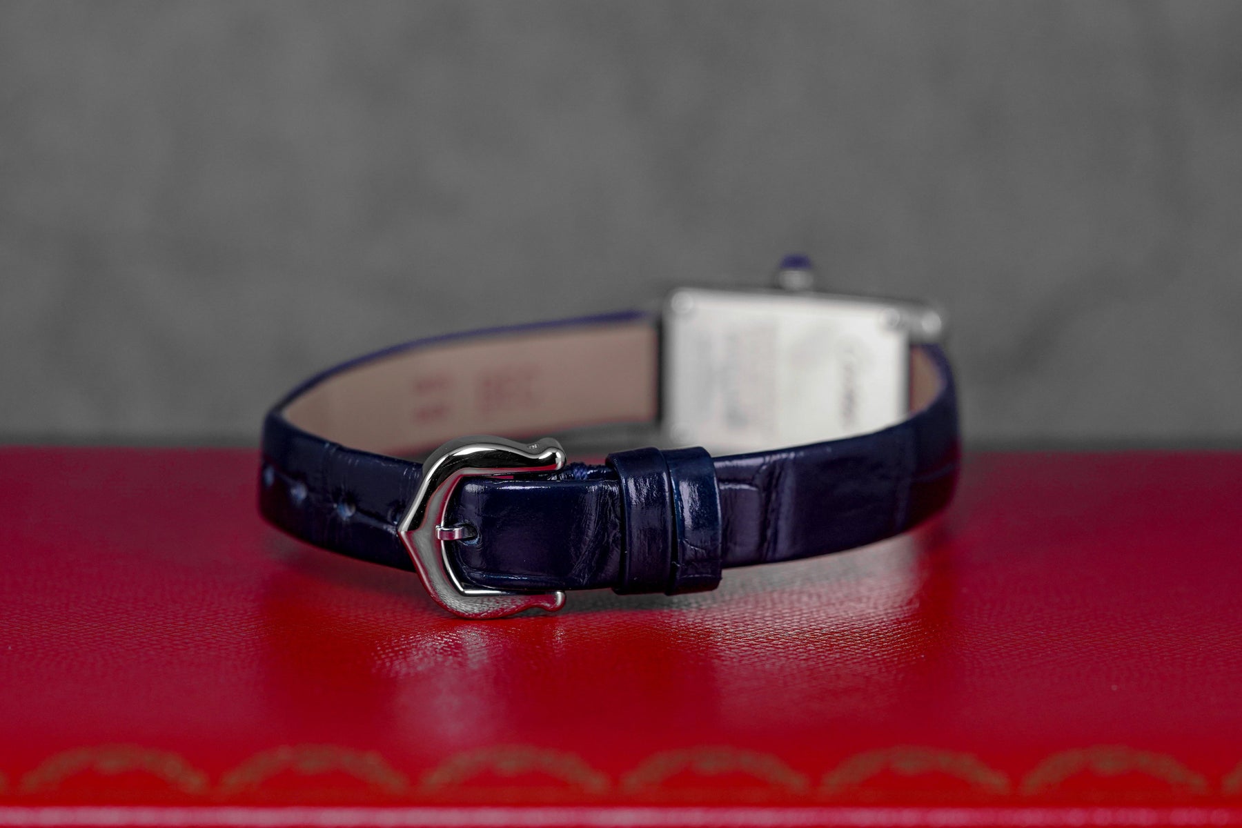 harga cartier tank americaine mini silver