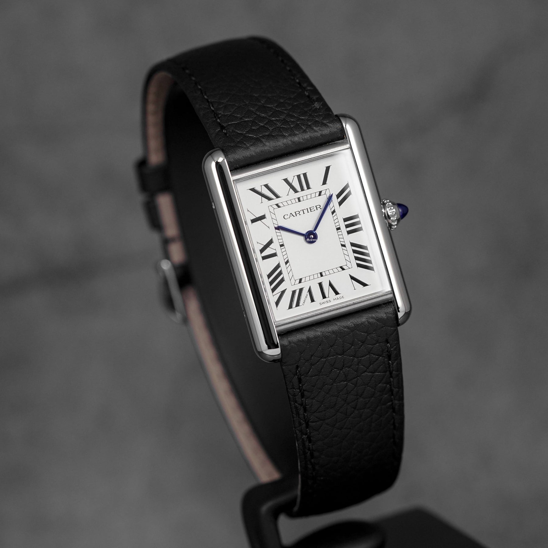 TANK MUST L SILVER DIAL (2026)
