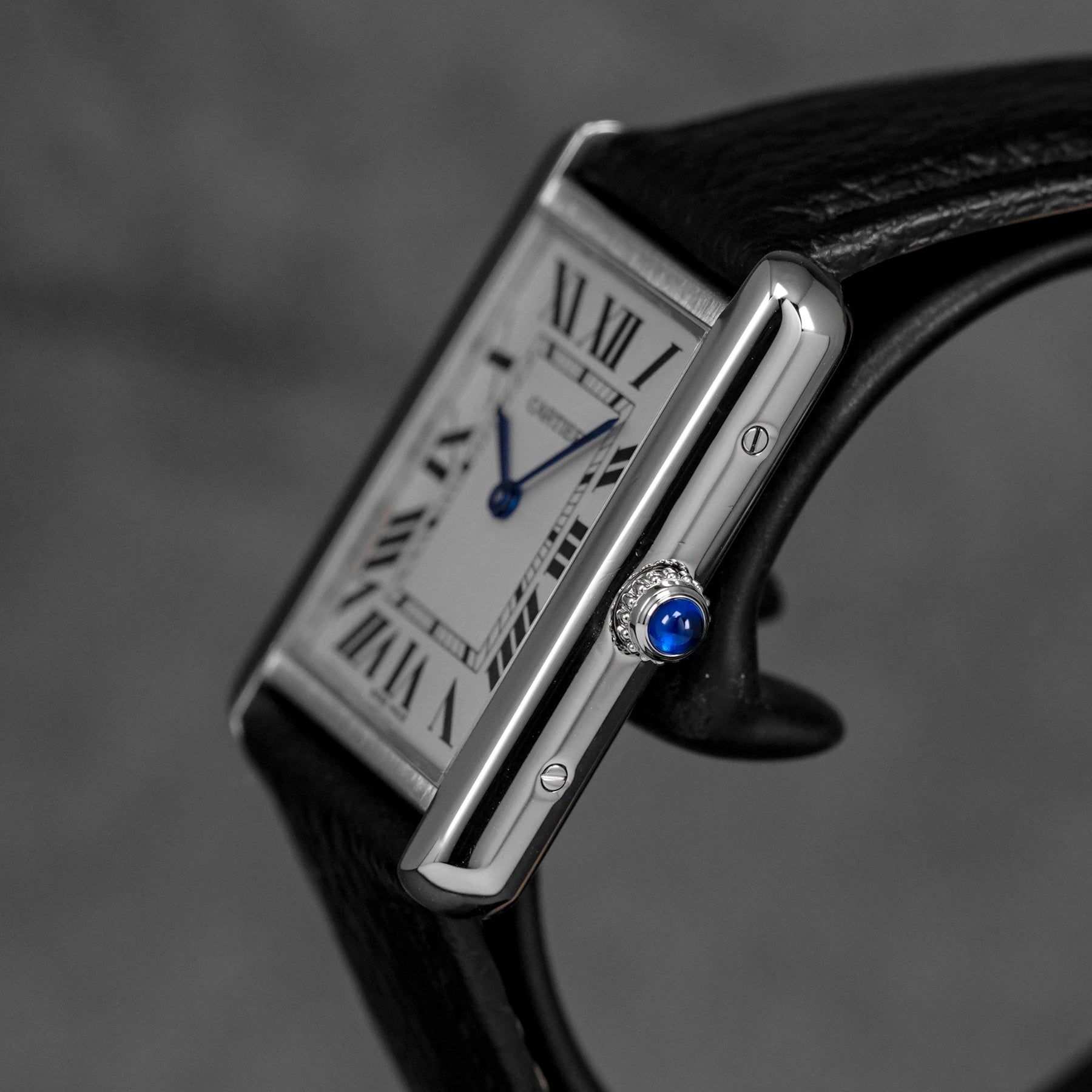 TANK SOLO L SILVER DIAL LEATHER STRAP (2019)