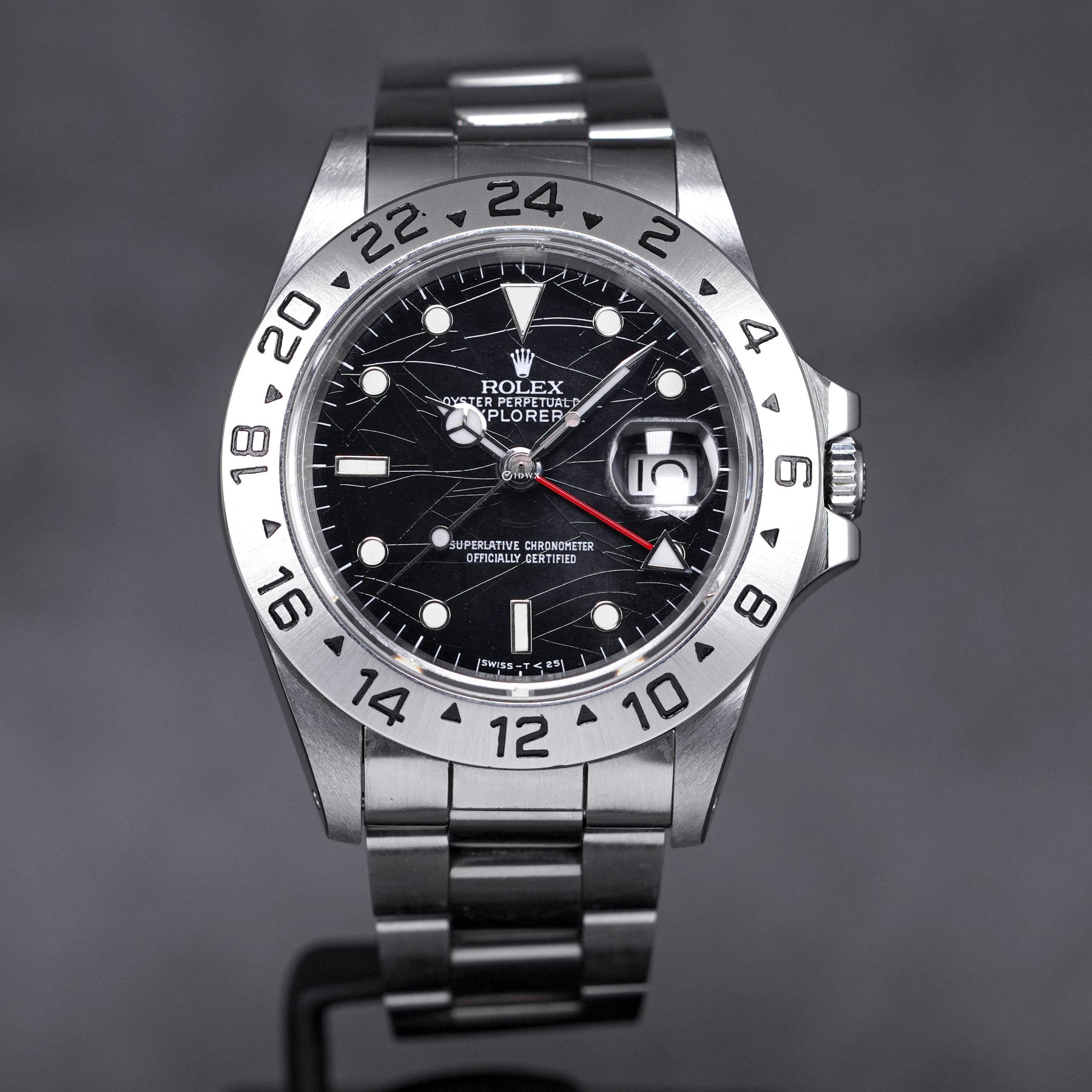 Rolex Explorer 16550 Spider Crack