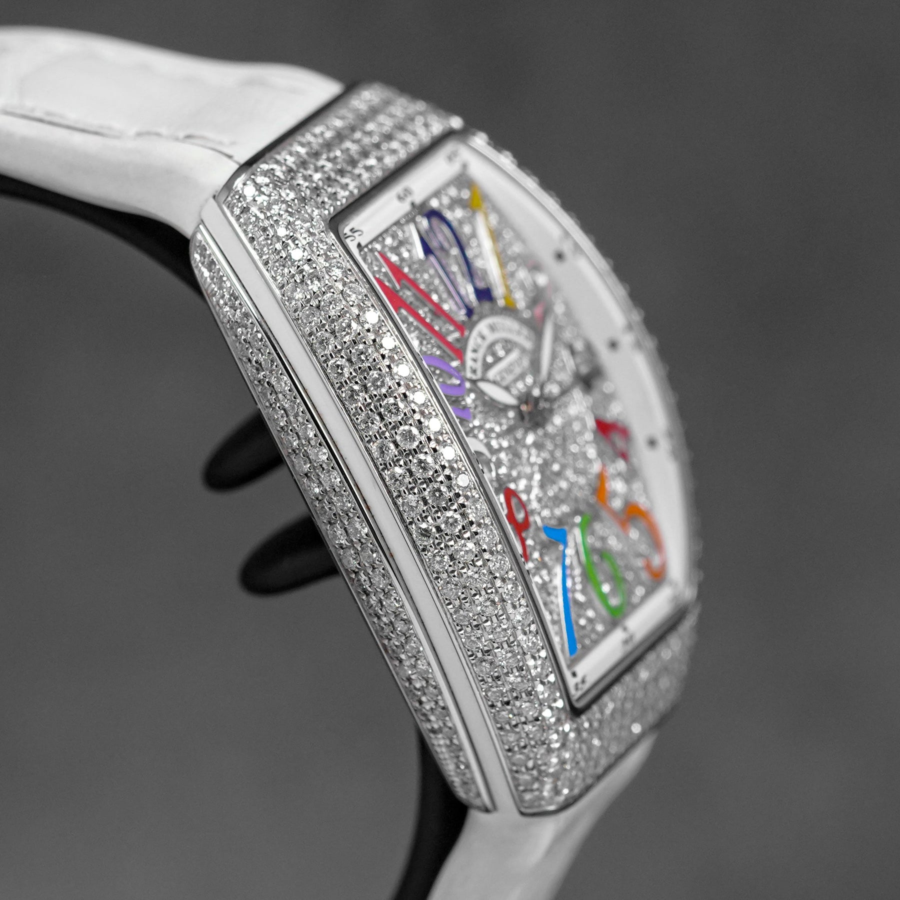 V32 WHITE DIAMOND COLOR OF DREAM (2025)