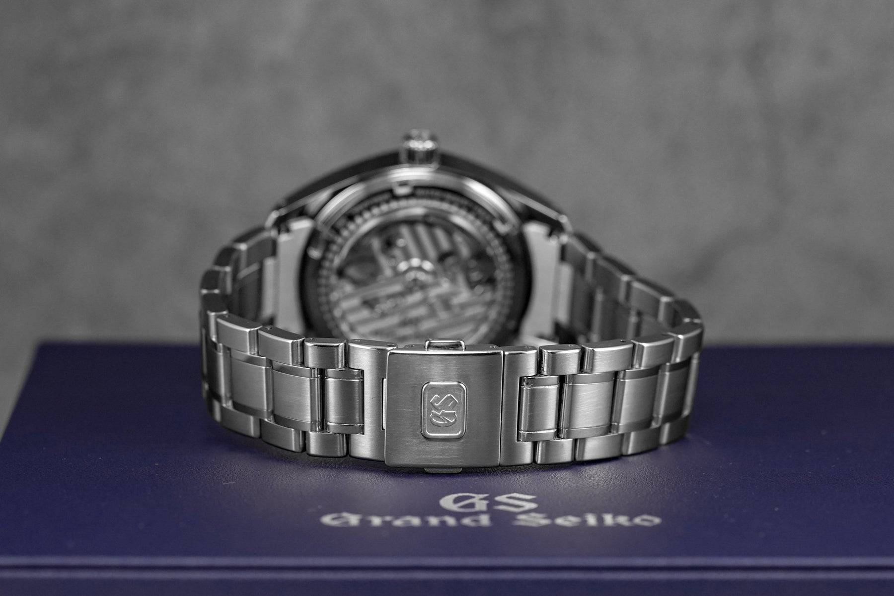 harga grand seiko snow flake