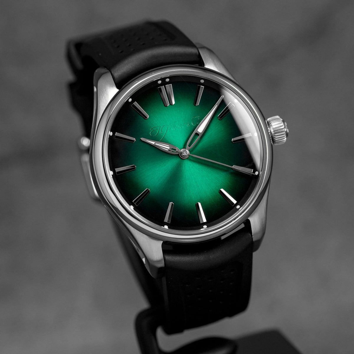harga h moser cie pionner centre green