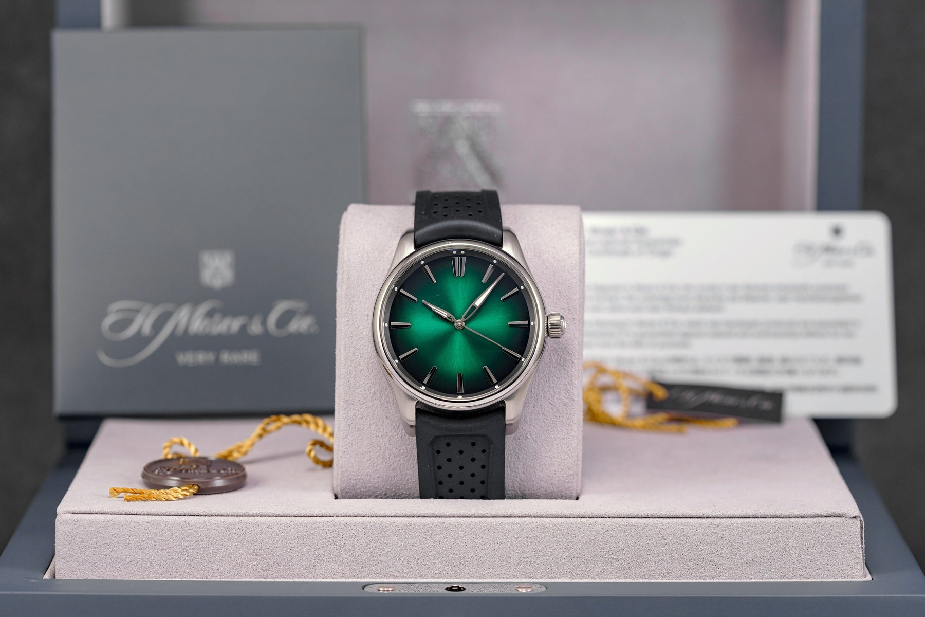 harga h moser cie pionner centre green