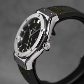 CLASSIC FUSION 42MM TITANIUM GREEN (2023)