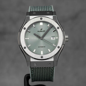 harga hublot classic fusion 42 titanium sage green terbaru