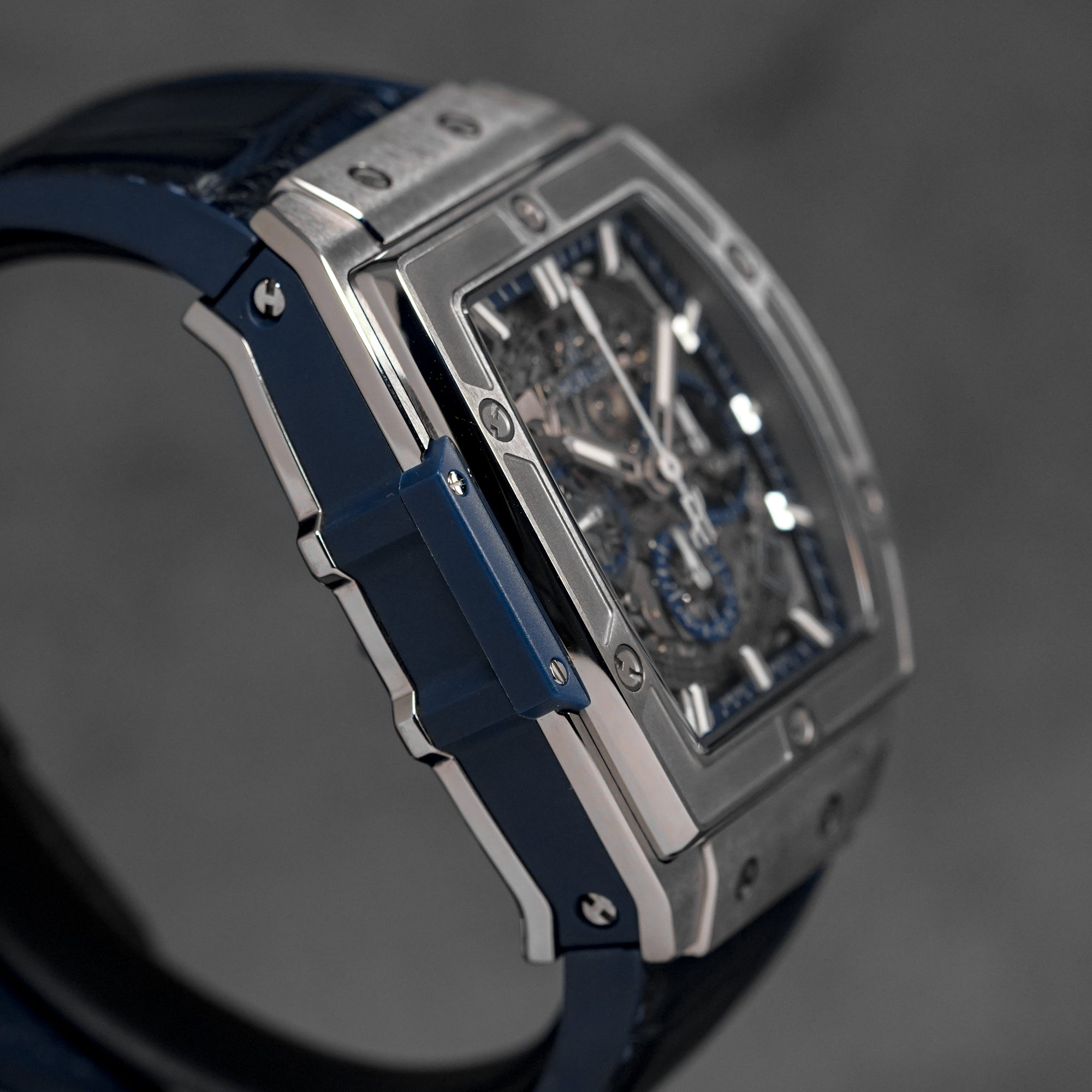 SPIRIT OF BIG BANG 42MM TITANIUM BLUE DIAL (2019)