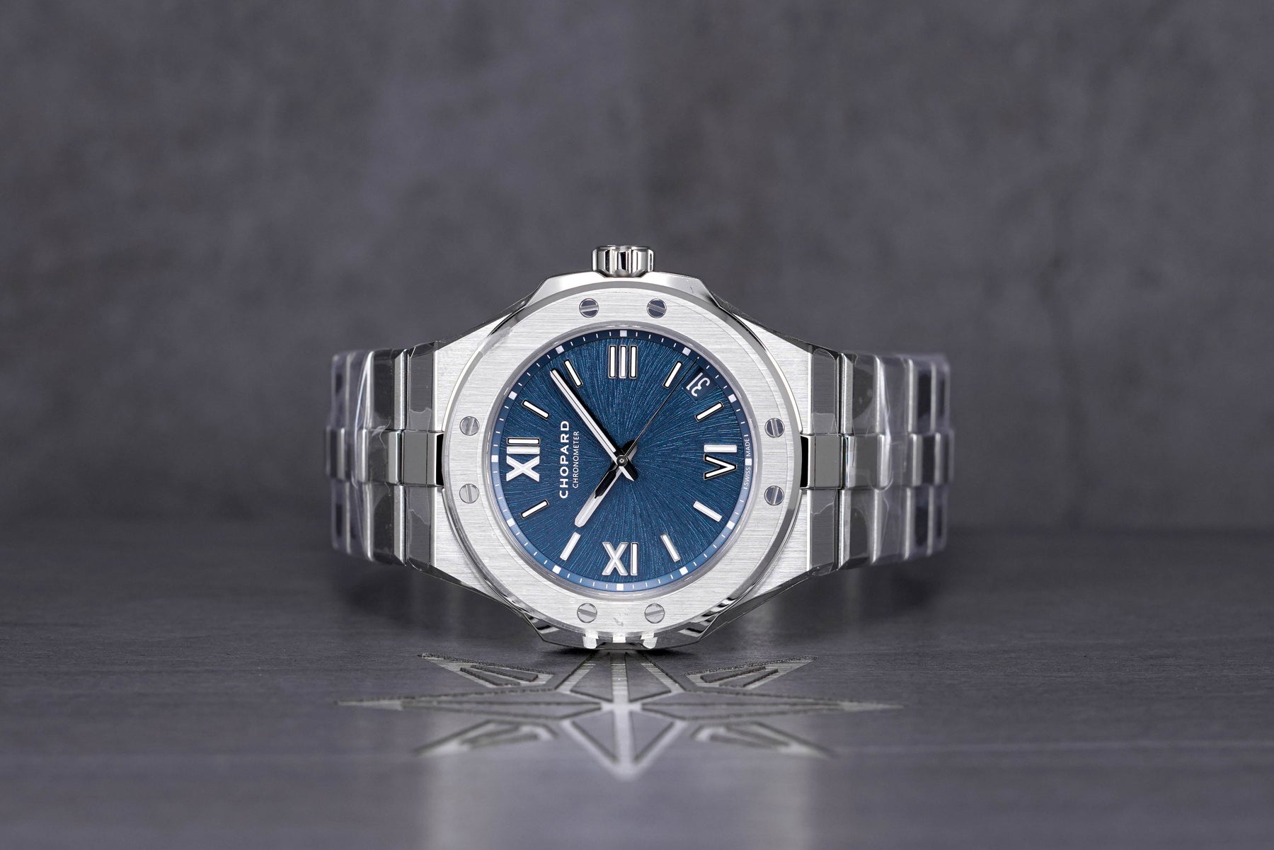 ALPINE EAGLE LARGE BLUE DIAL (2023)