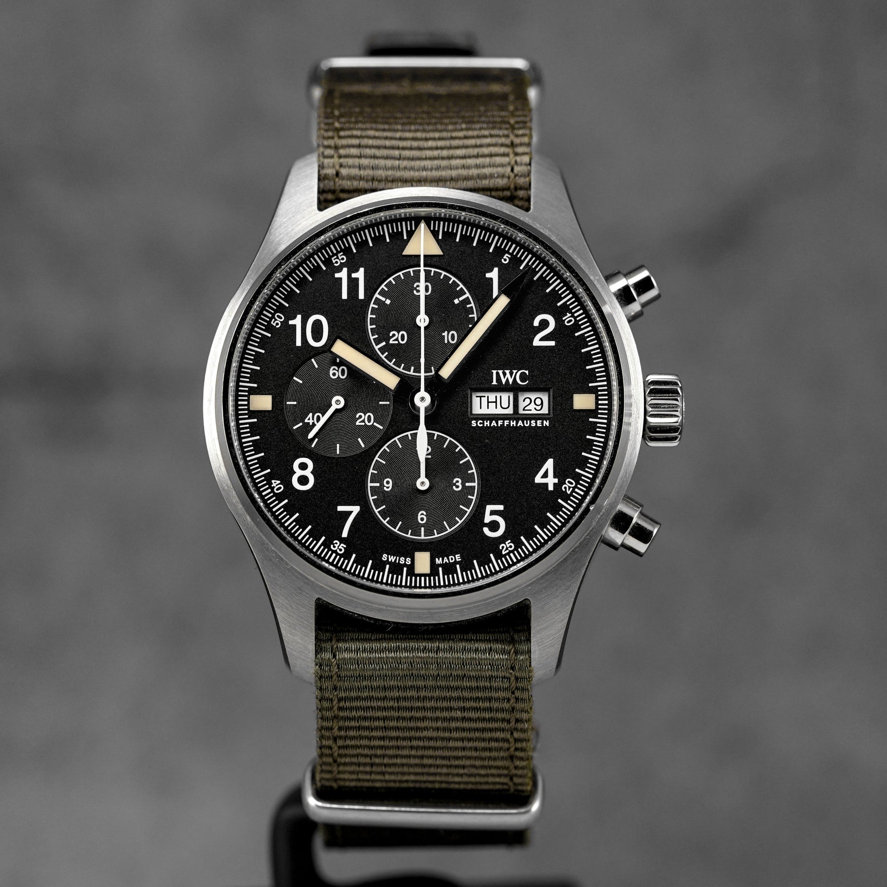 harga iwc pilot chrono 43 black