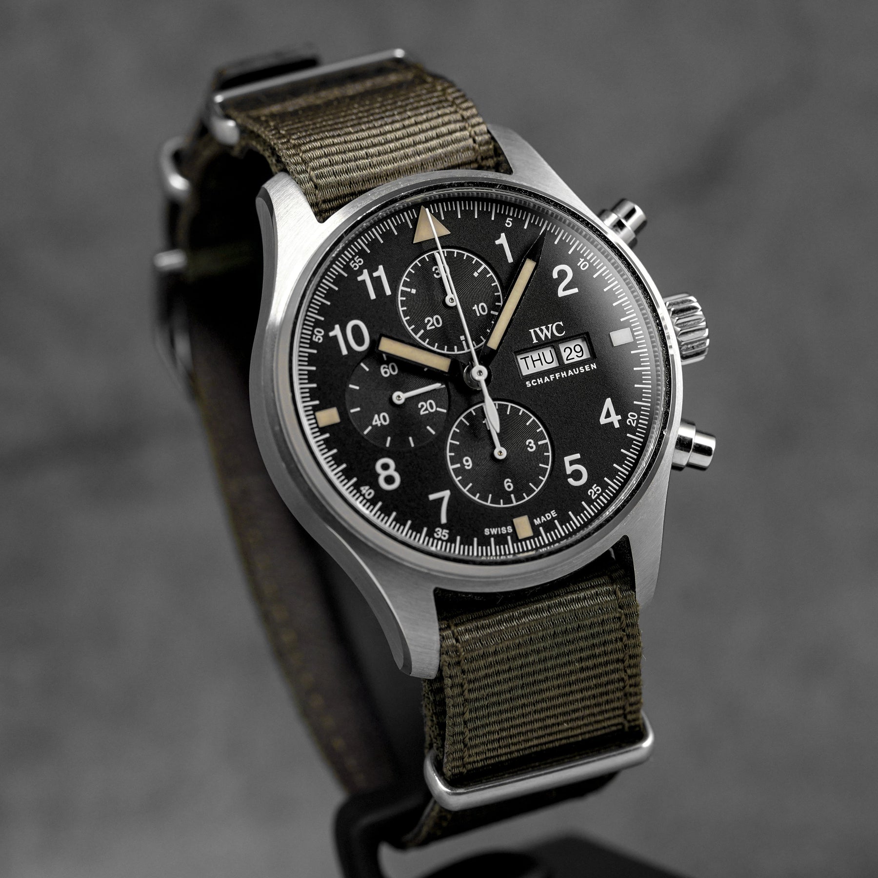 harga iwc pilot chrono 43 black