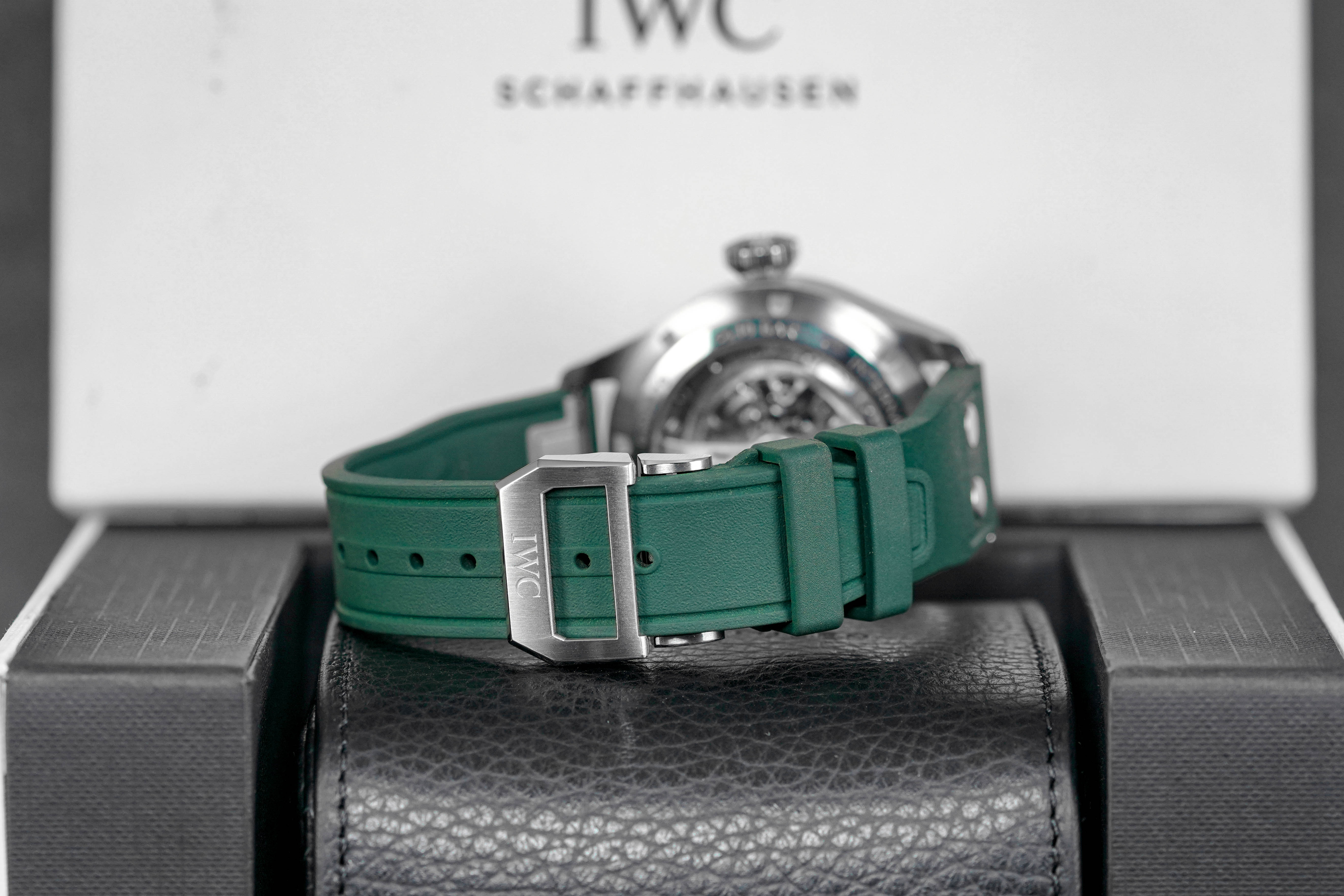 harga iwc pilot green