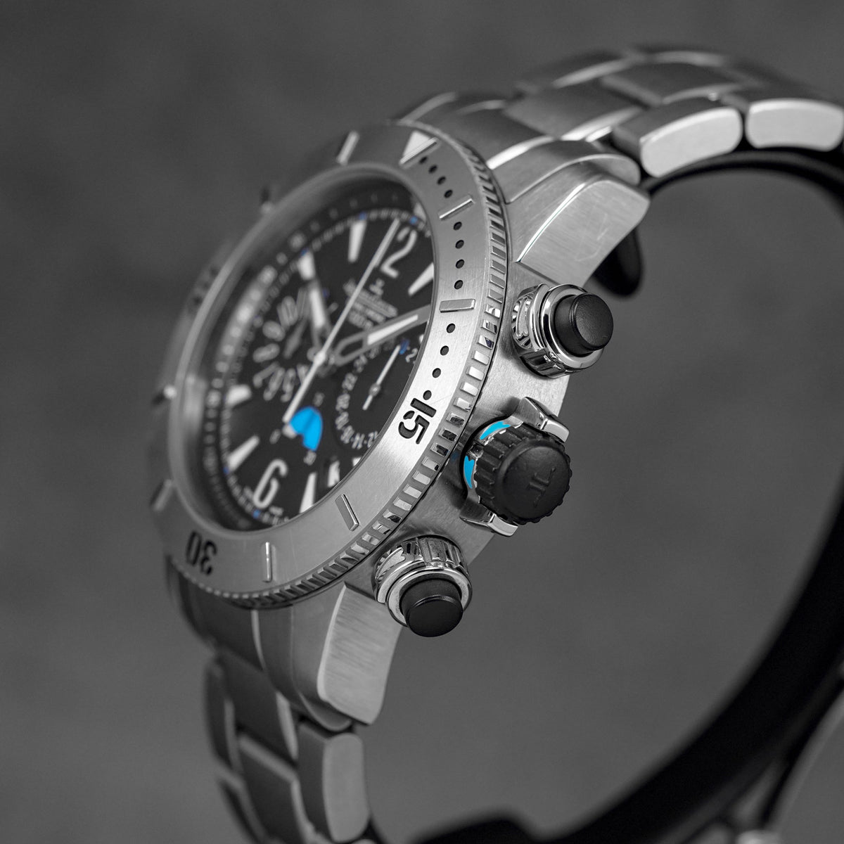 harga jlc master compressor diving chrono