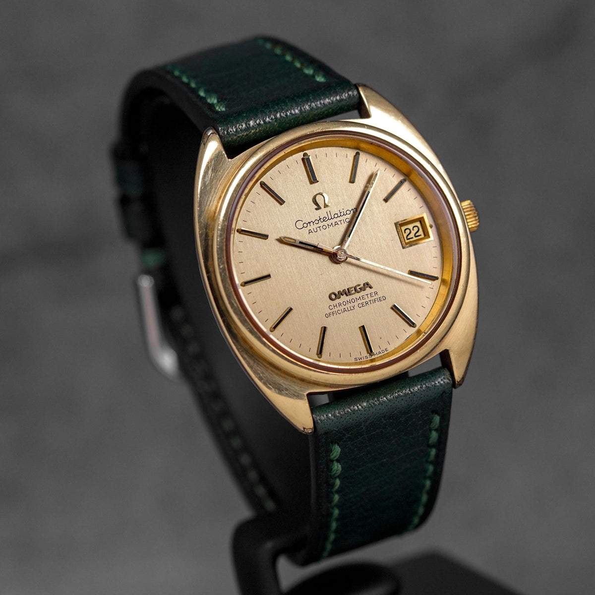 CONSTELLATION 'C-SHAPE' YELLOWGOLD-PLATED CHAMPAGNE DIAL (WATCH ONLY)