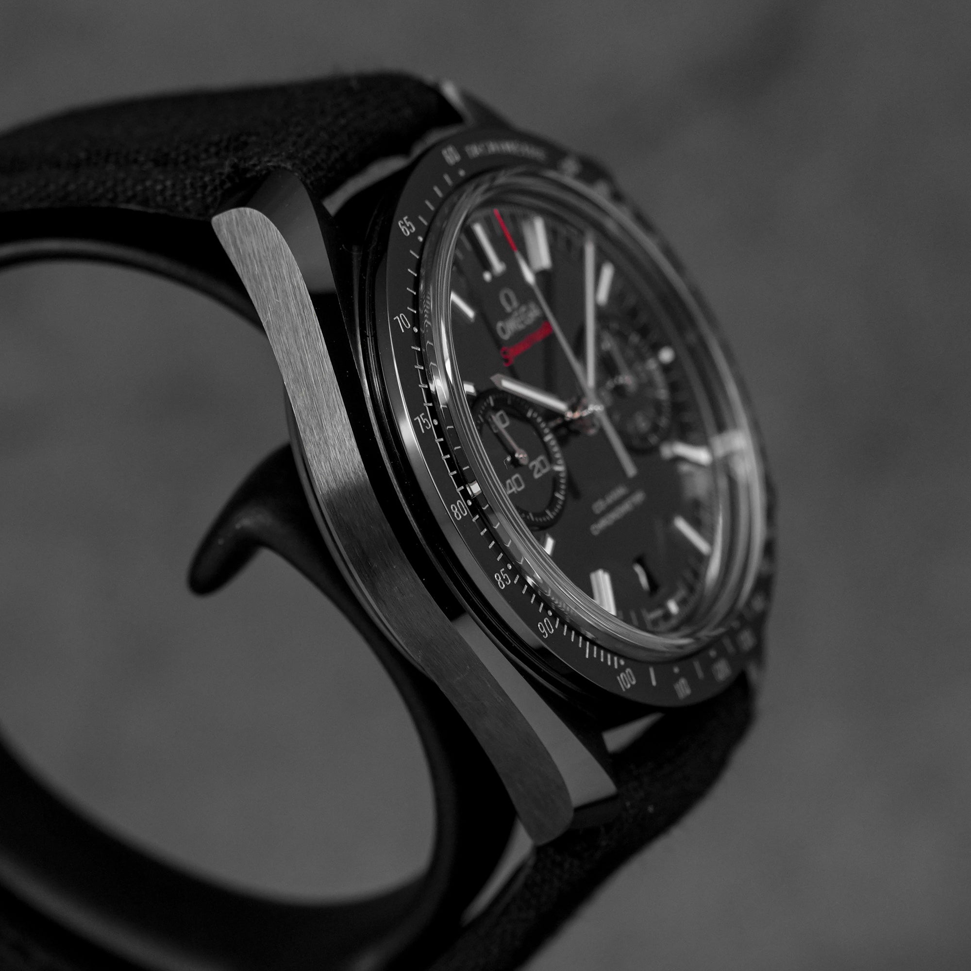 harga omega dark side of the moon