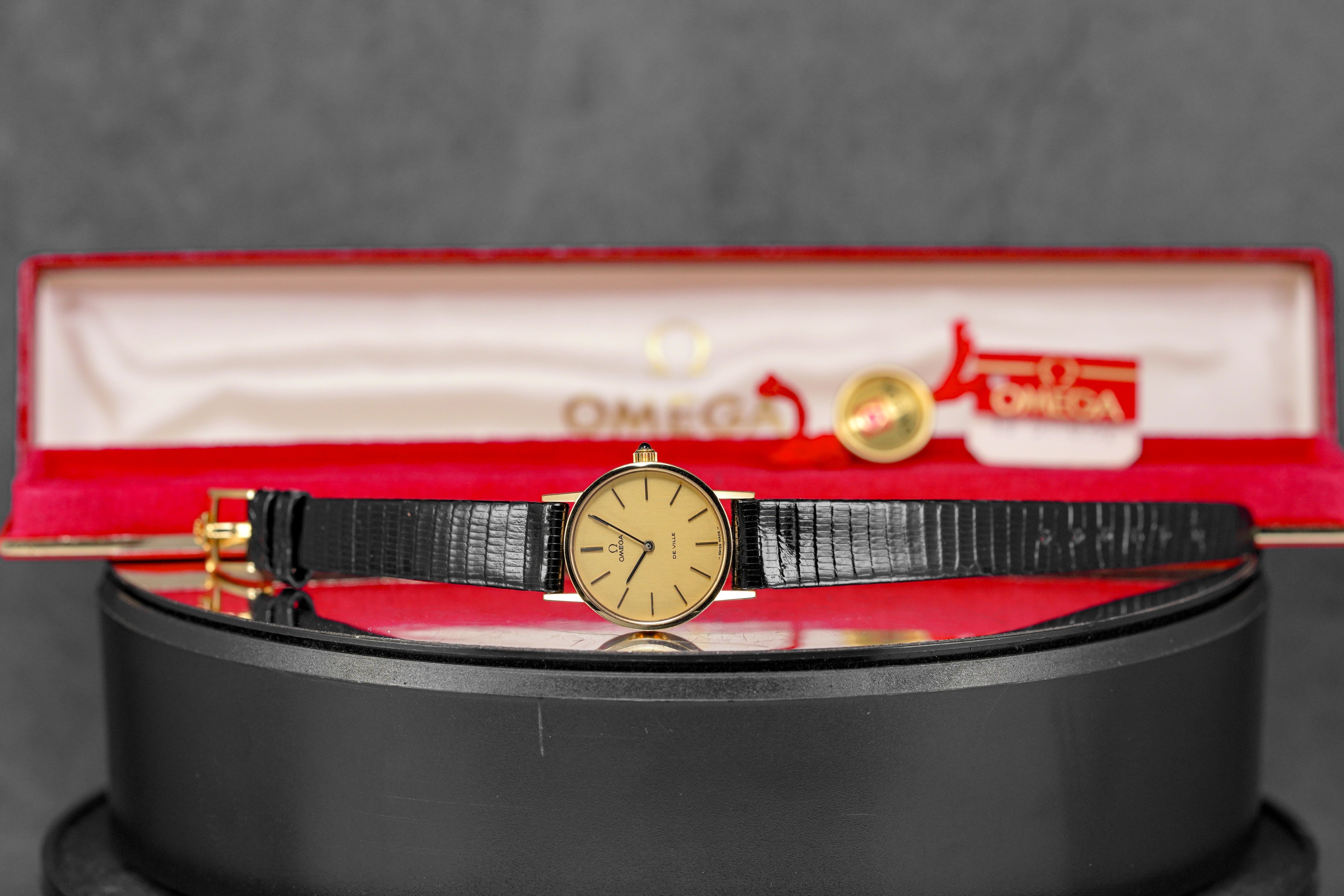 harga omega de ville vintage yellowgold