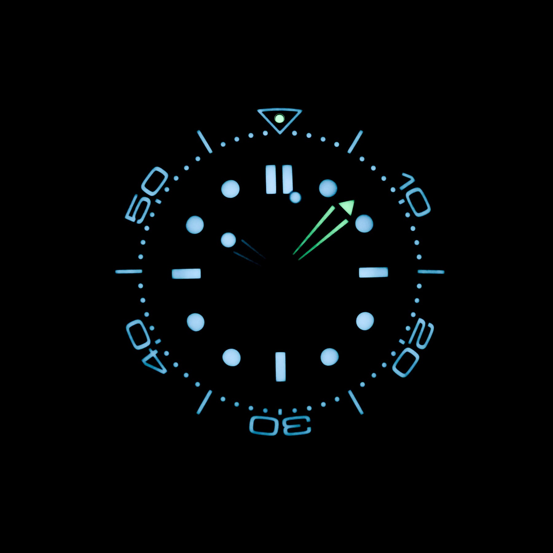 harga omega seamaster daniel craig