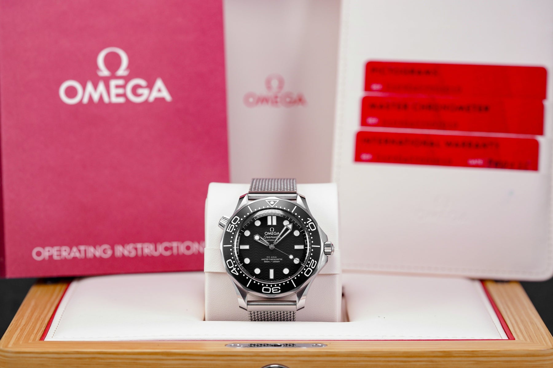 harga omega seamaster daniel craig