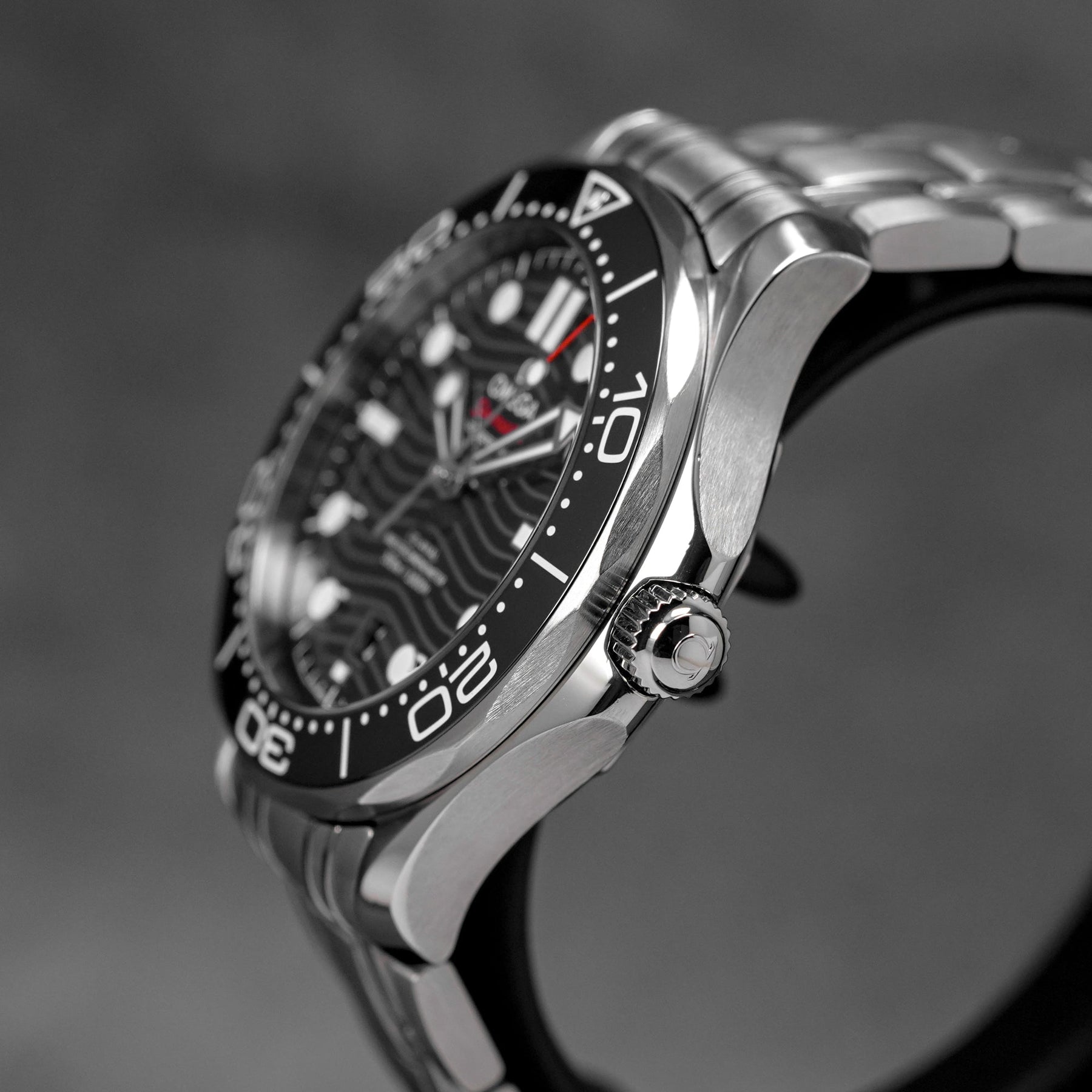 SEAMASTER DIVER 300 BLACK DIAL (UNDATED)