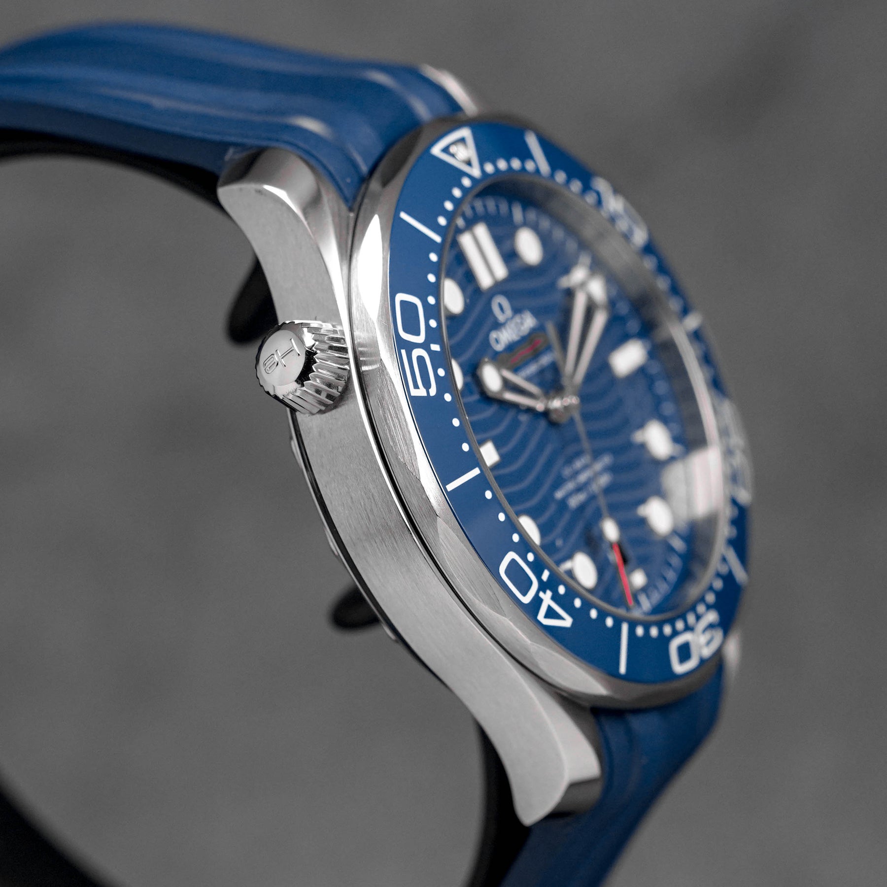 harga omega seamaster diver 300 blue