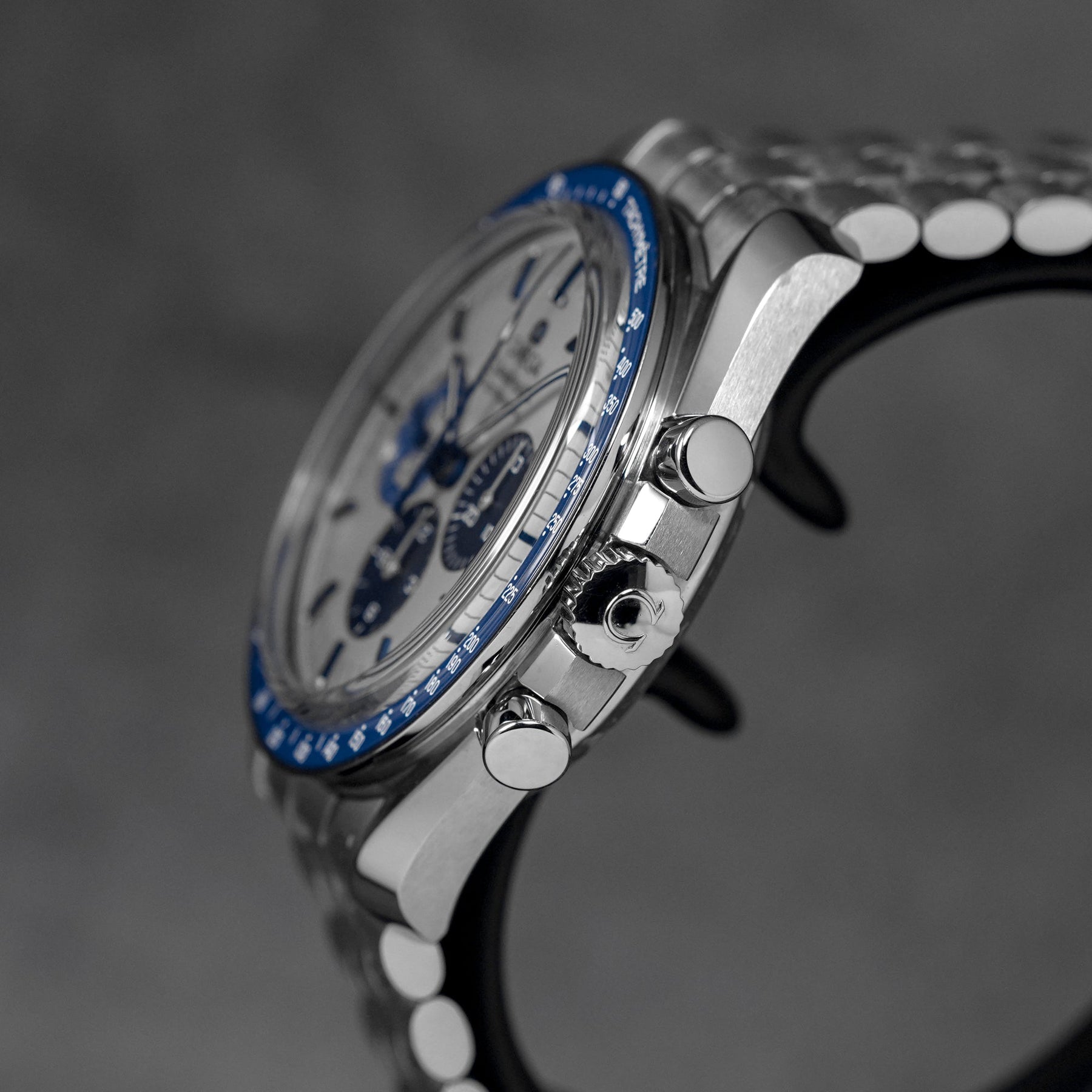 SPEEDMASTER 'SILVER SNOOPY AWARD' 50TH ANNIVERSARY (2023)