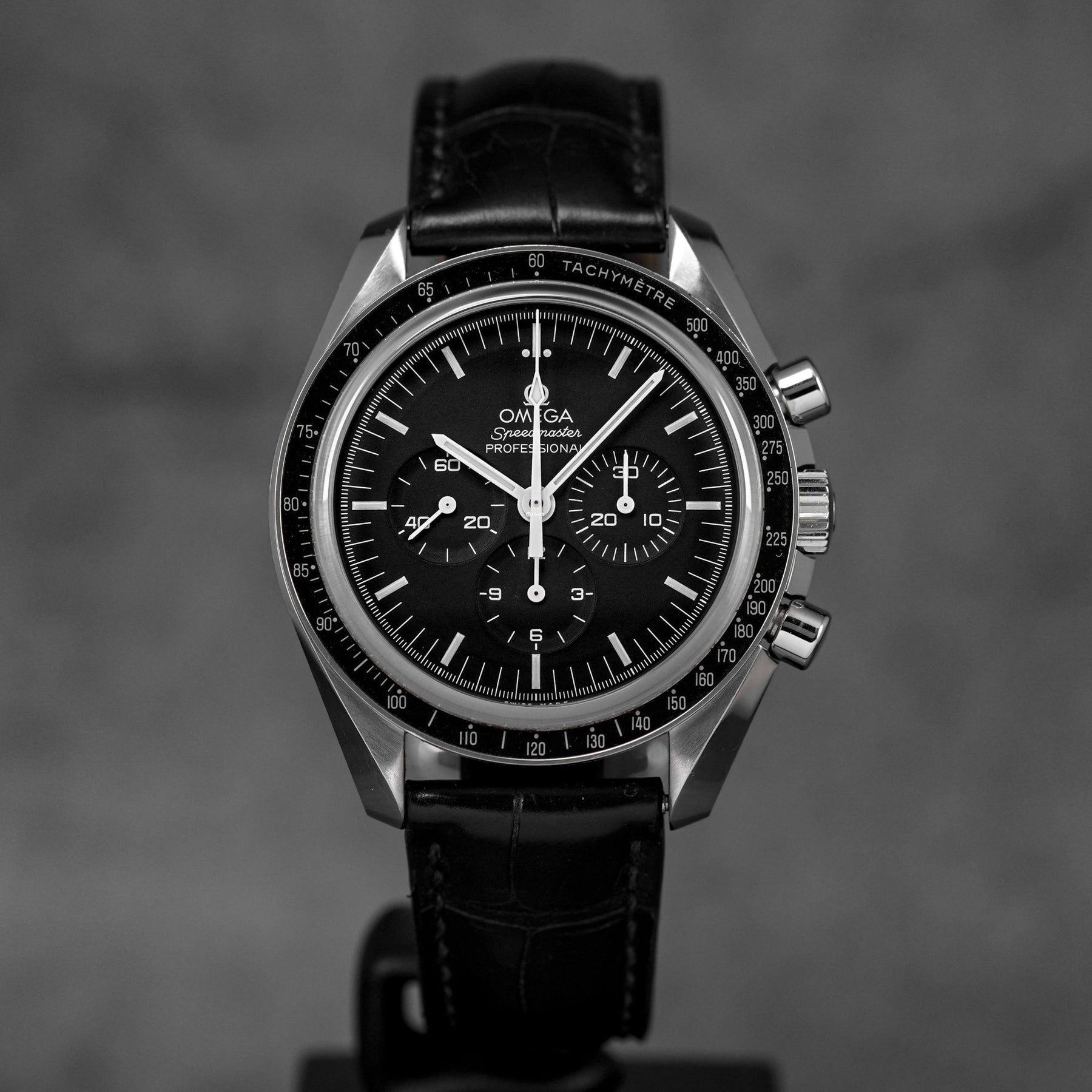 harga omega speedmaster moonwatch