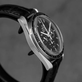 harga omega speedmaster moonwatch