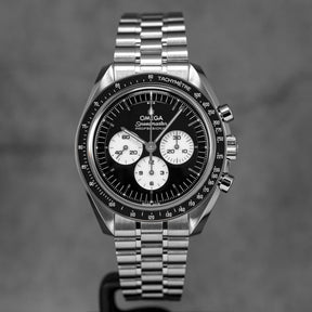 harga omega speedmaster moonwatch reverse panda
