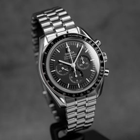 SPEEDMASTER MOONWATCH SAPPHIRE (UNDATED)