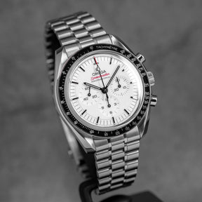 harga omega speedmaster moonwatch sapphire