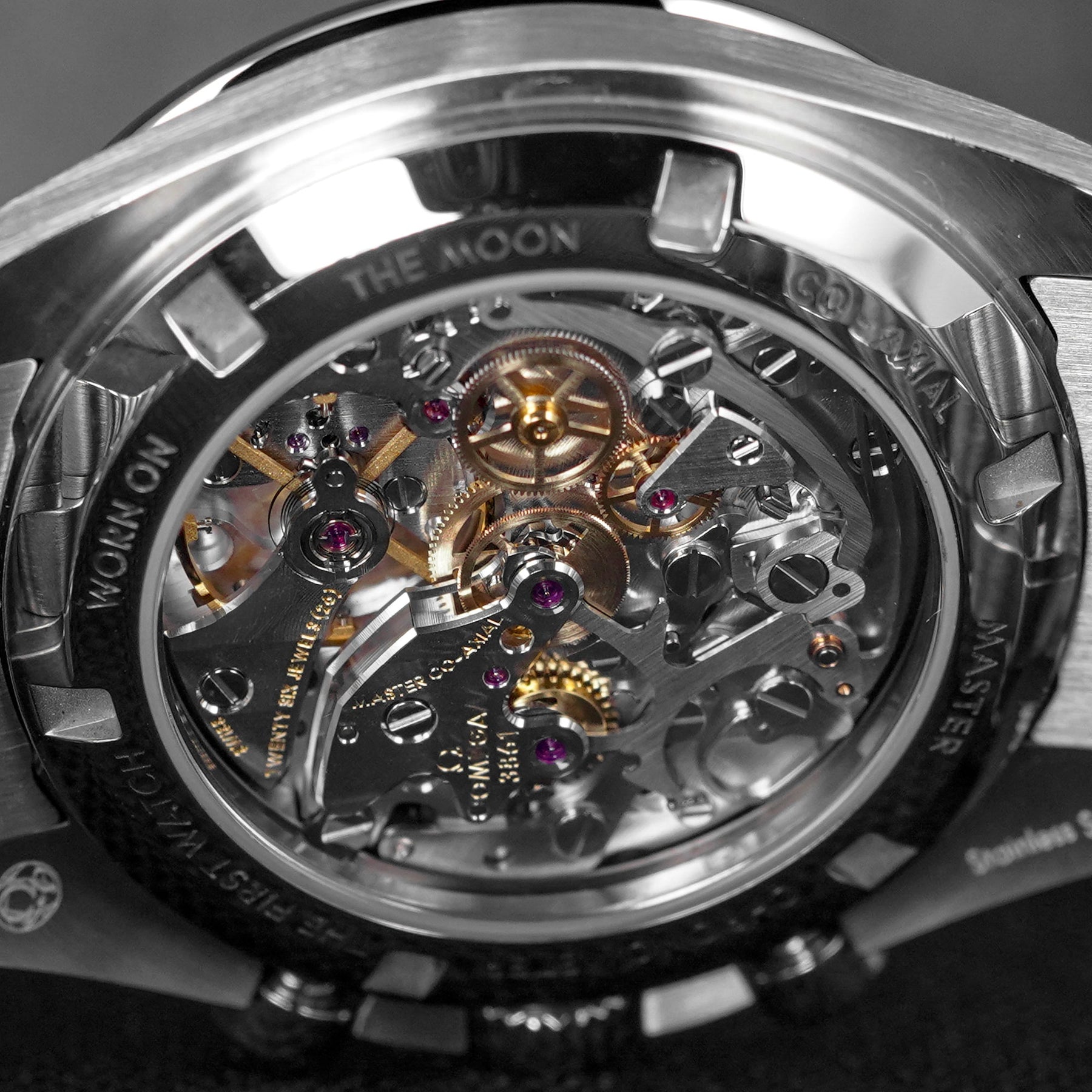 SPEEDMASTER MOONWATCH SAPPHIRE (UNDATED)