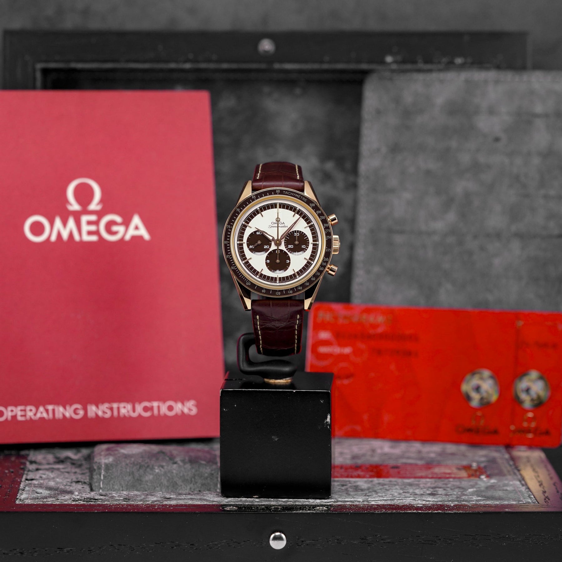SPEEDMASTER 'FIRST OMEGA IN SPACE' ANNIVERSARY SERIES SEDNA GOLD (2020)