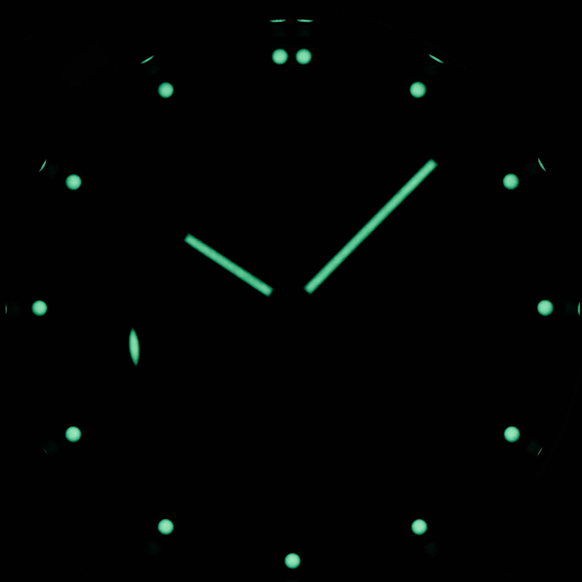LUMINOR MARINA 8 DAYS 44MM WHITE DIAL PAM 563 (2016)