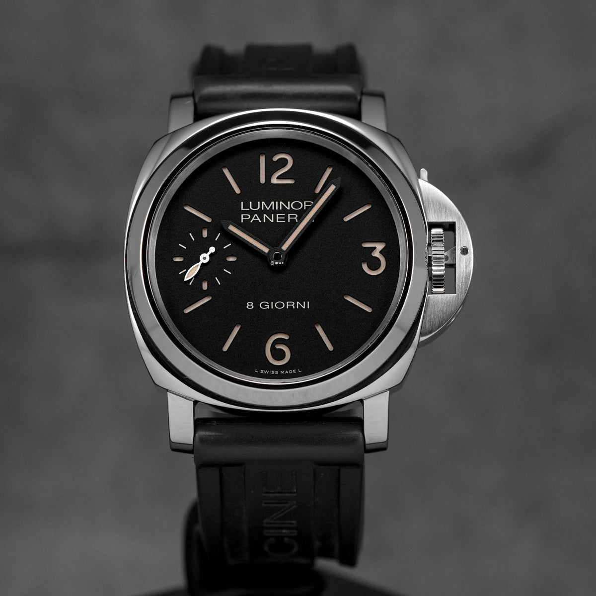 LUMINOR 8 GIORNI 44MM BLACK DIAL PAM 915 (2022)