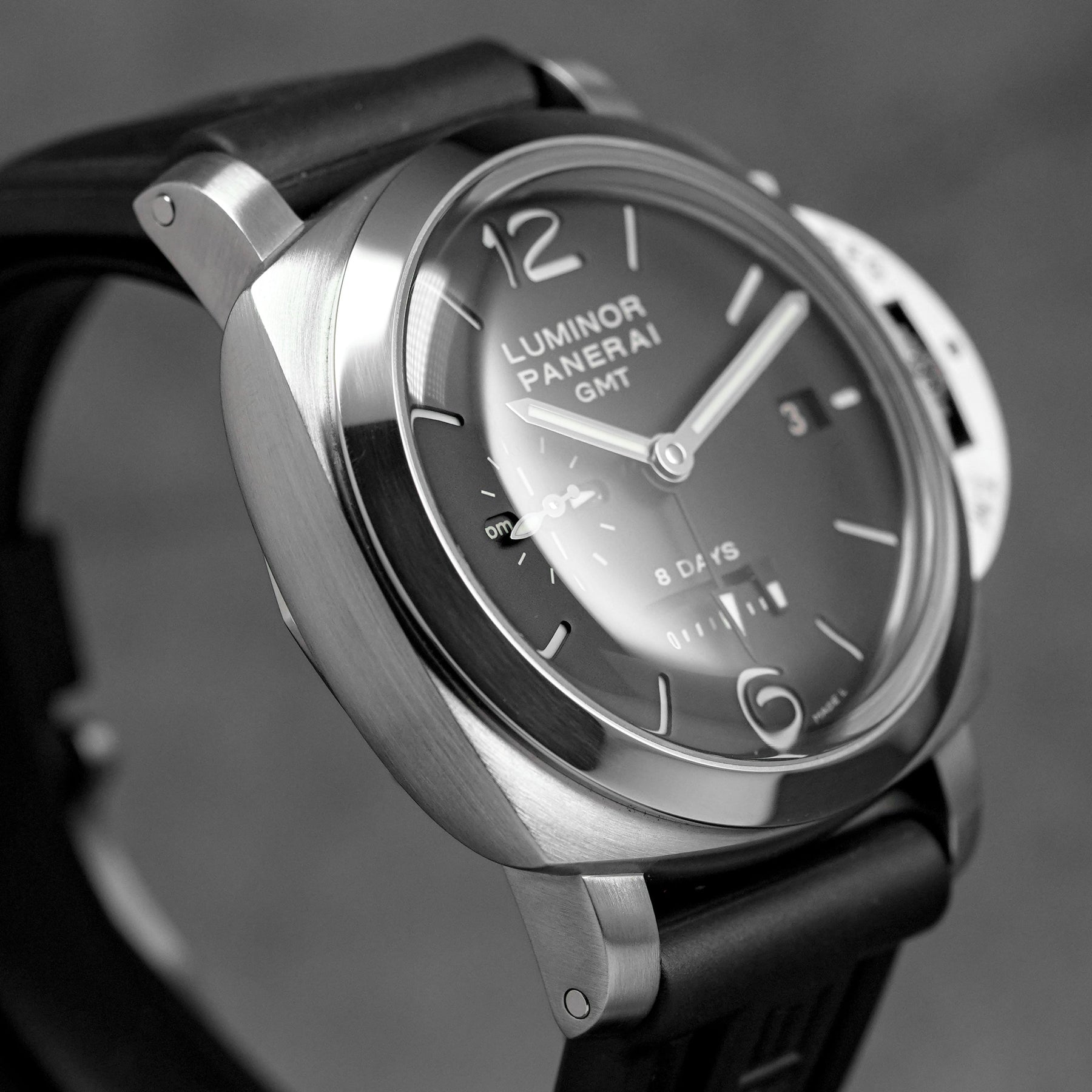 harga panerai pam 233