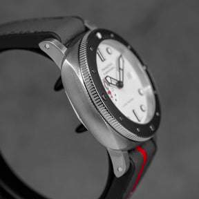 SUBMERSIBLE LUNA ROSSA 42MM WHITE DIAL PAM 1579 (2026)