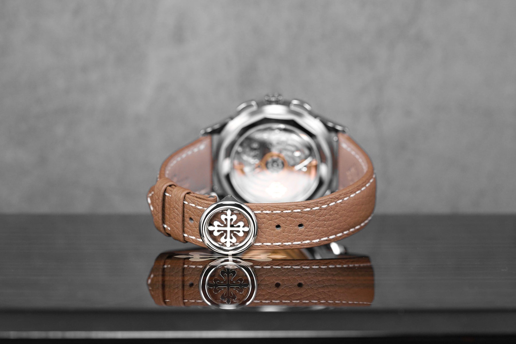 harga patek philippe 5935a