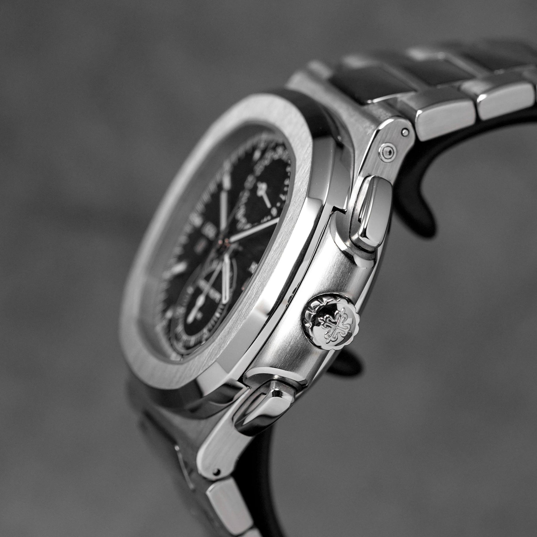 harga patek philippe 5990/1a