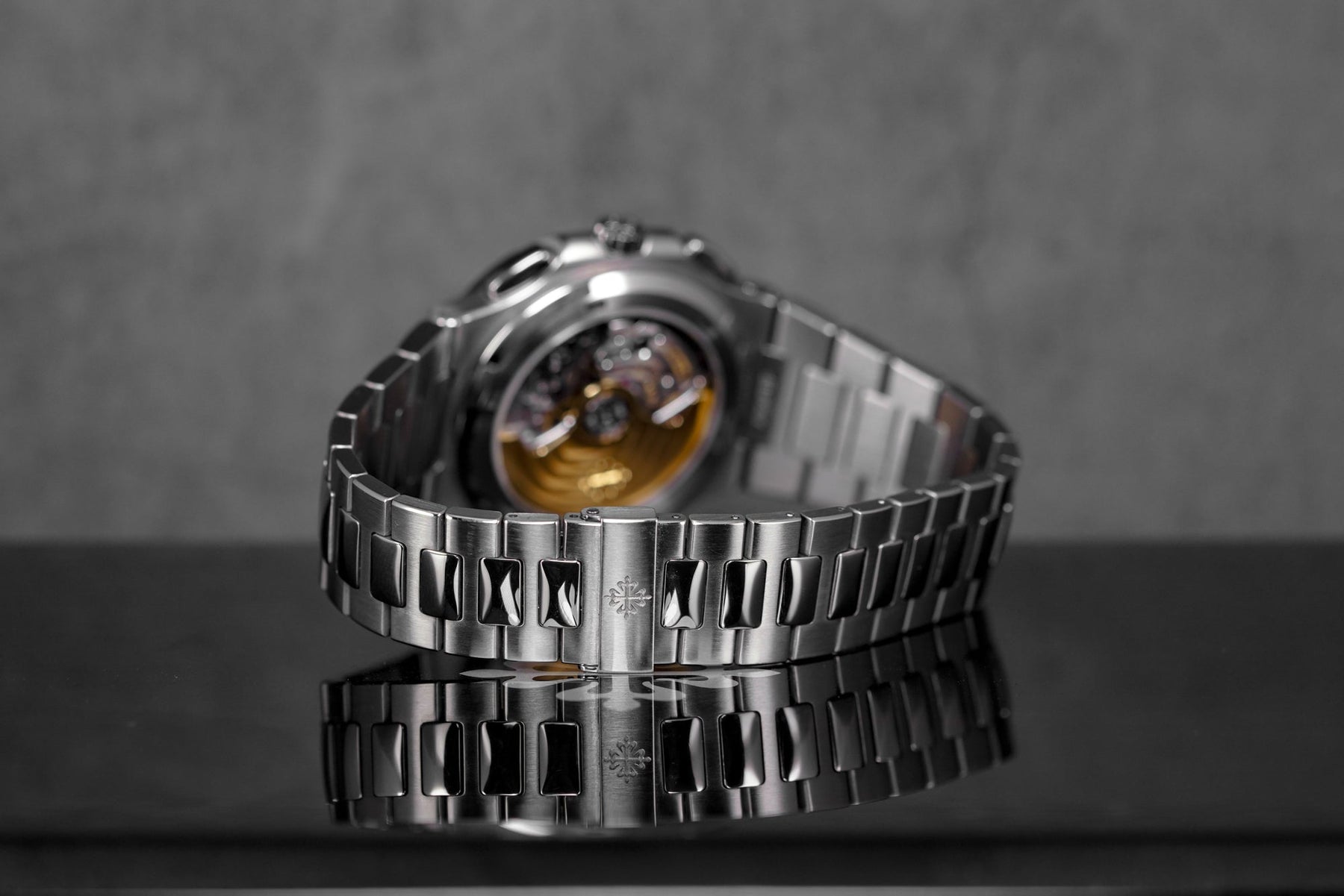 harga patek philippe 5990/1a