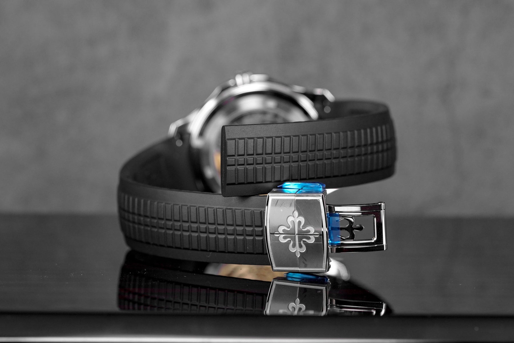 harga patek philippe aquanaut 5167a