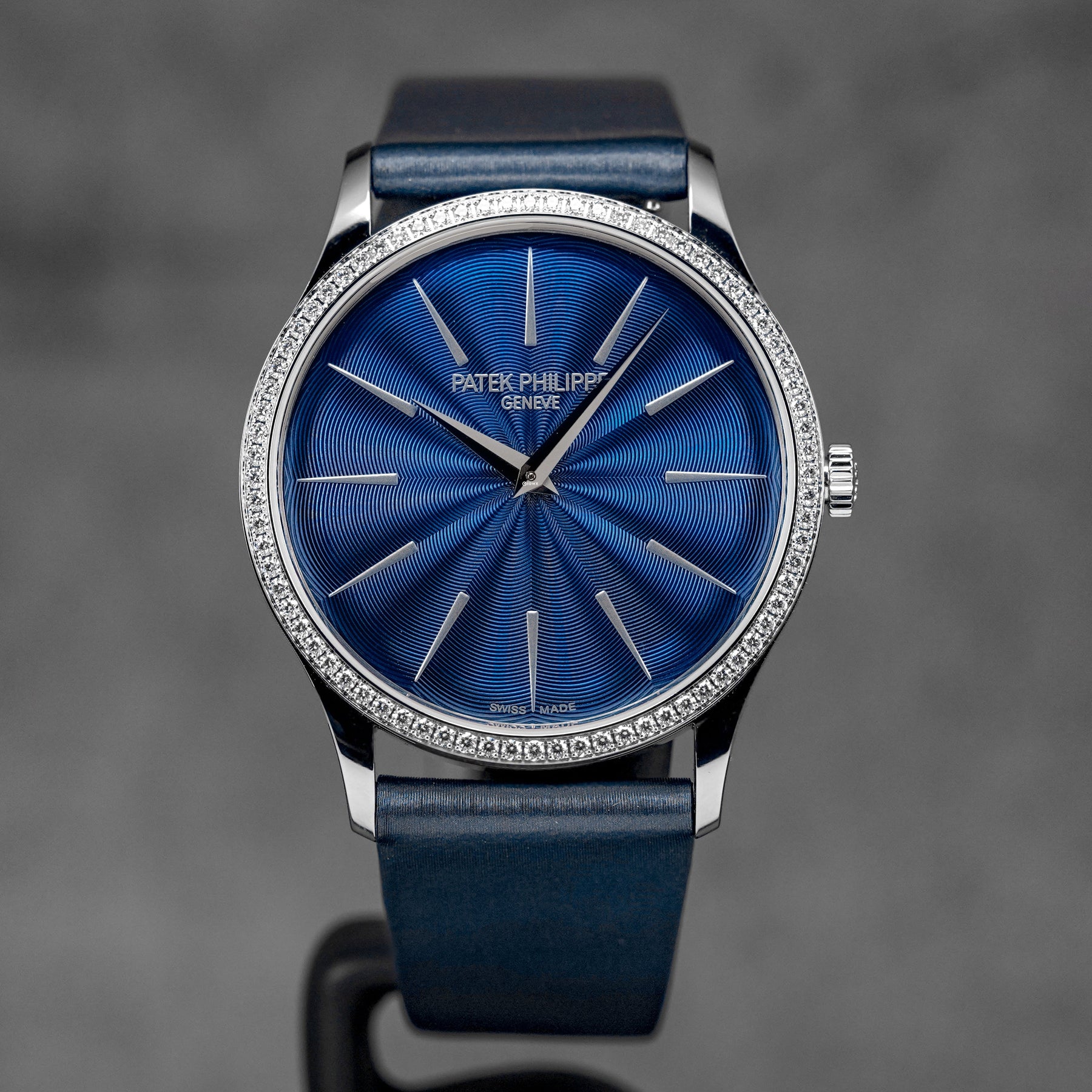 harga patek philippe calatrava 4997/200g