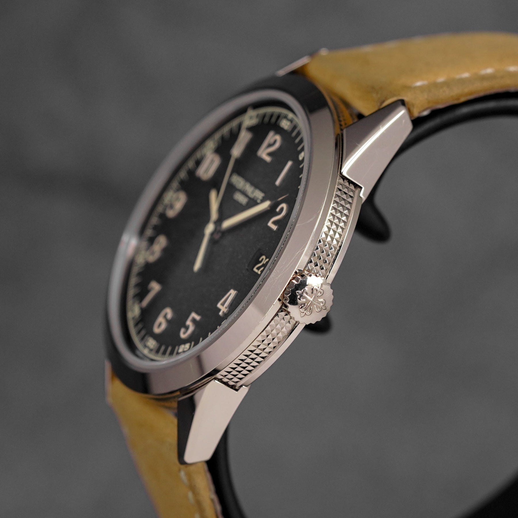 CALATRAVA 5226G WHITEGOLD CHARCOAL GRAY DIAL (2024)