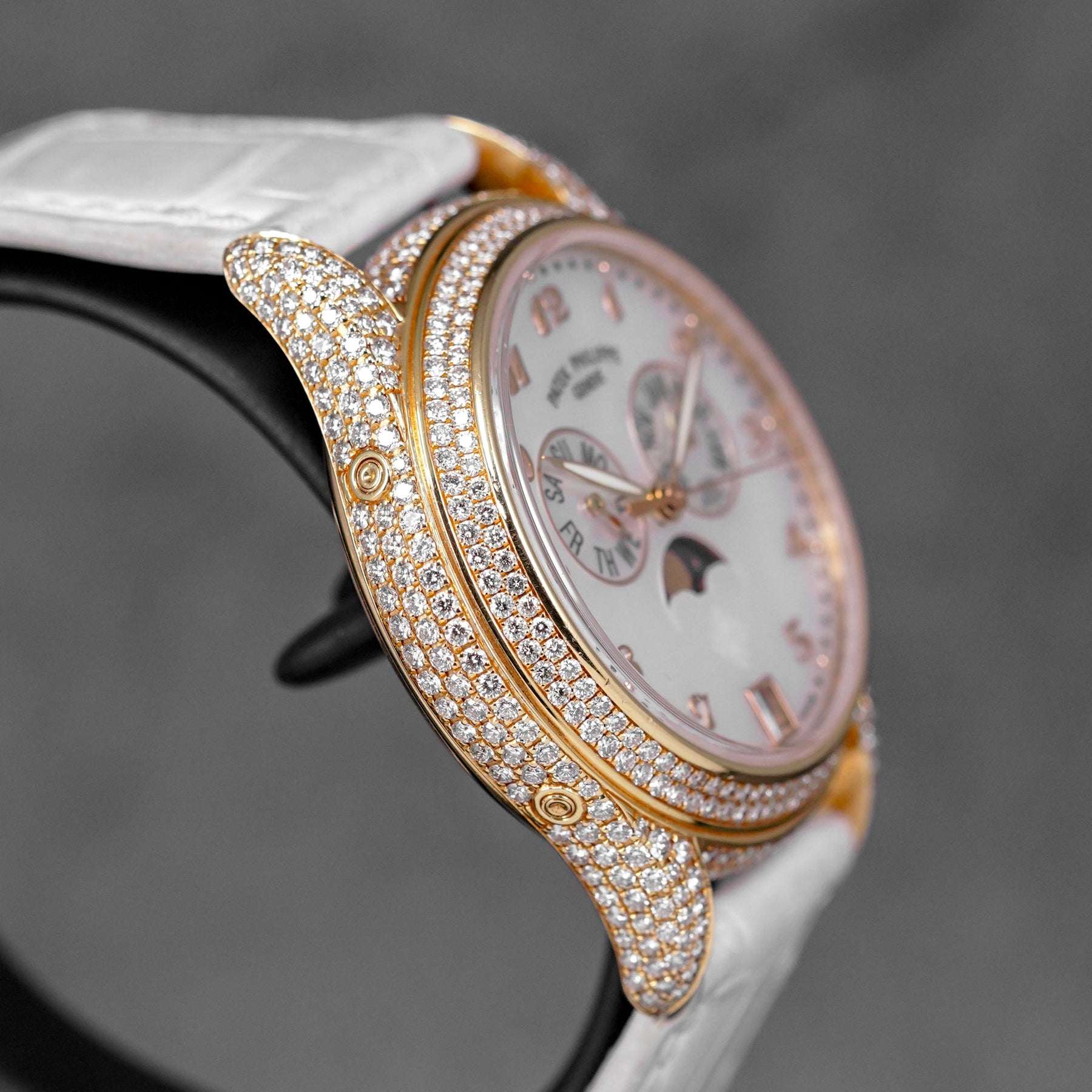 harga patek philippe complications 4937r