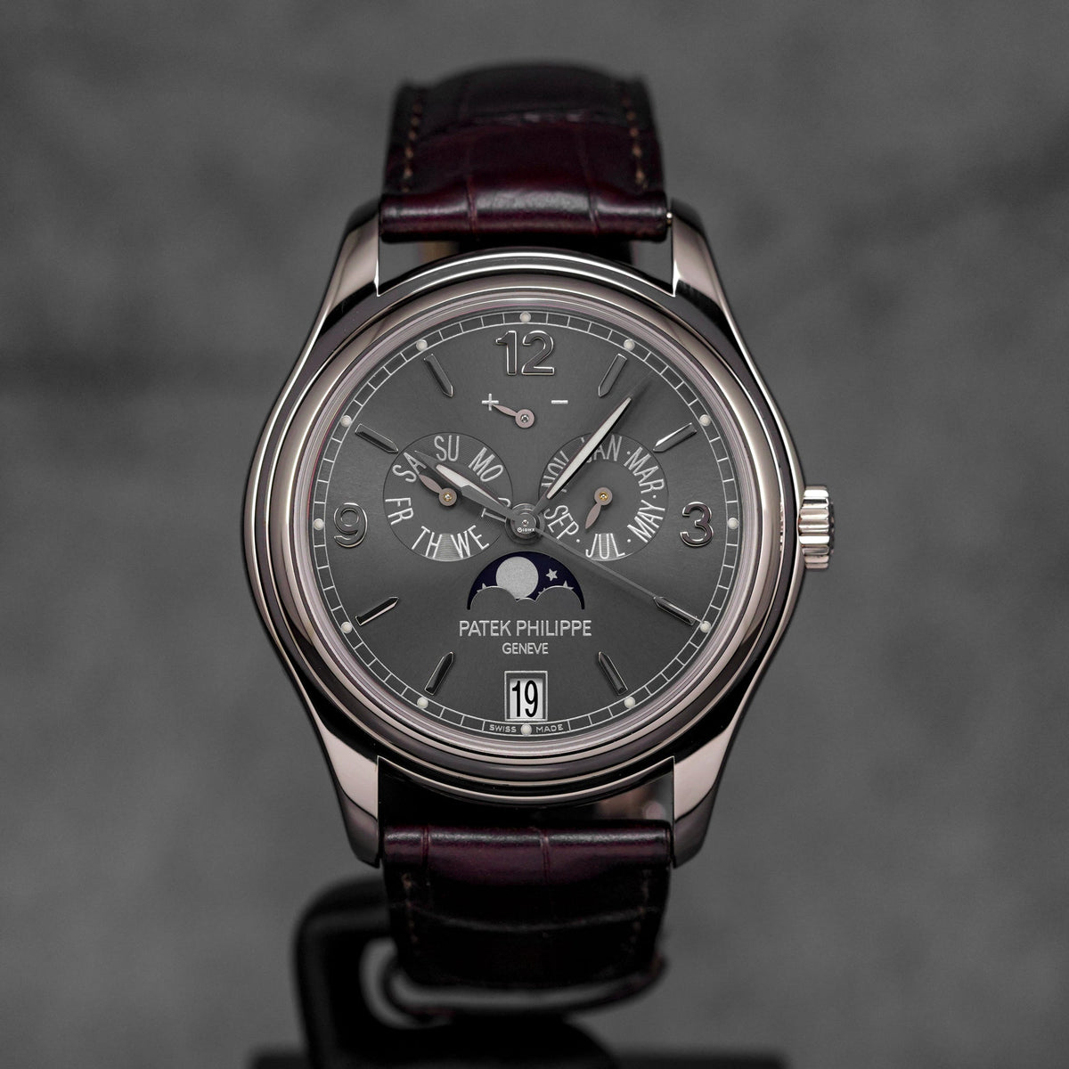 COMPLICATIONS 5146G WHITEGOLD ANNUAL CALENDAR GREY DIAL (2008)