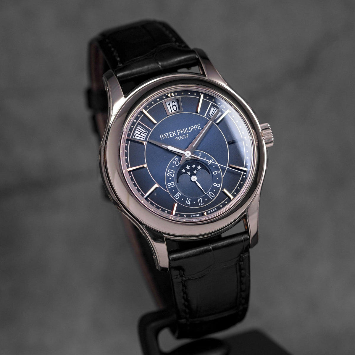 COMPLICATIONS 5205G WHITEGOLD ANNUAL CALENDAR MOONPHASE BLUE DIAL (2025)
