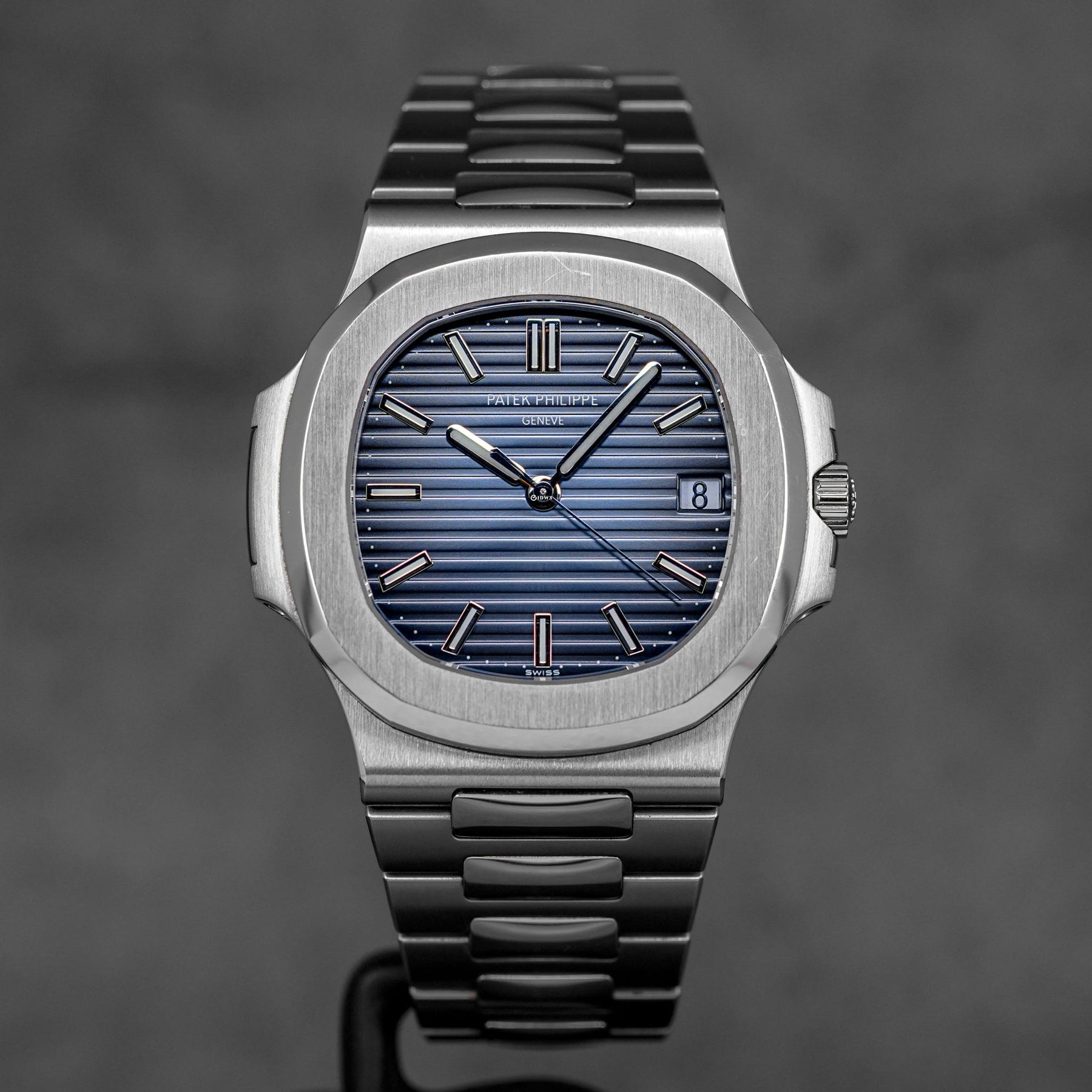 NAUTILUS 5711/1A BLUE DIAL (2017)
