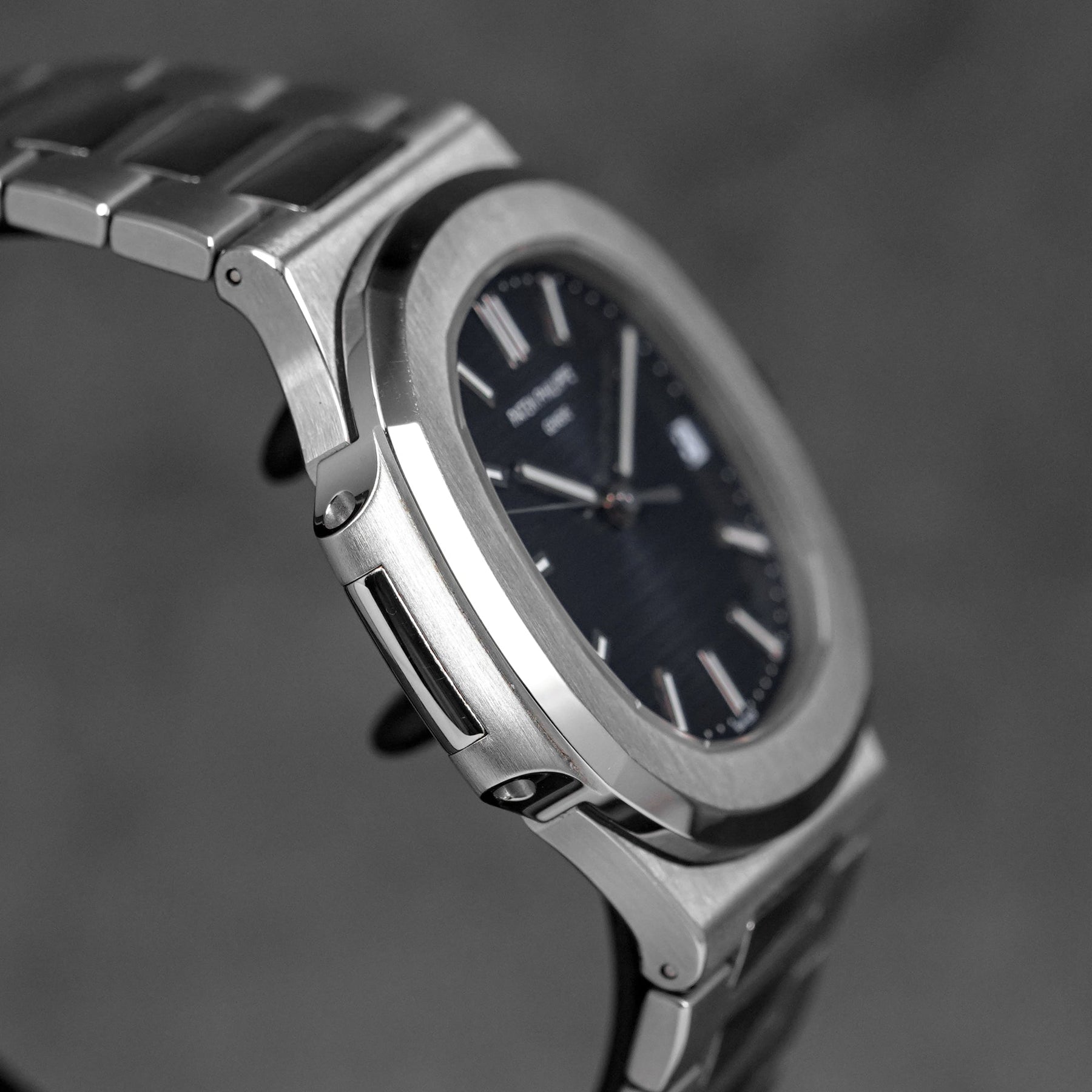 NAUTILUS 5711/1A BLUE DIAL (2017)
