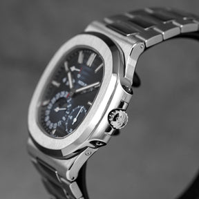 harga patek philippe nautilus 5712/1a